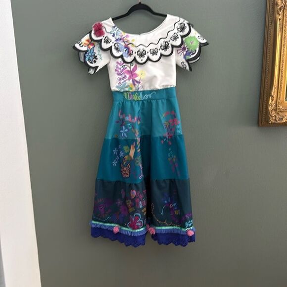 Disney Store Encanto Mirabel Deluxe Costume Dress Girls Size 9/10